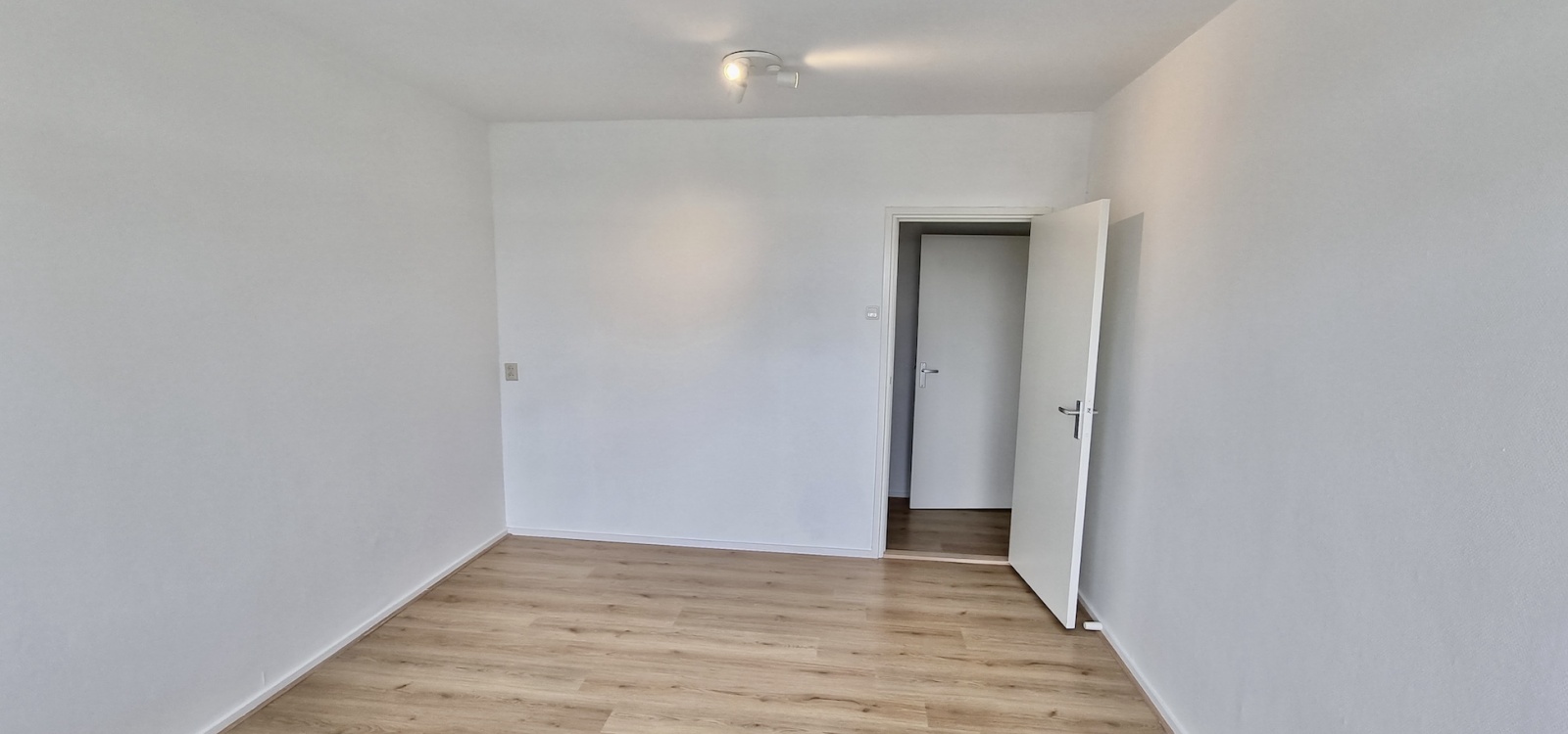 Plantijnstraat,Netherlands 2321JJ,2 Bedrooms Bedrooms,1 BathroomBathrooms,Apartment,Cronenstein,Plantijnstraat,11,1458